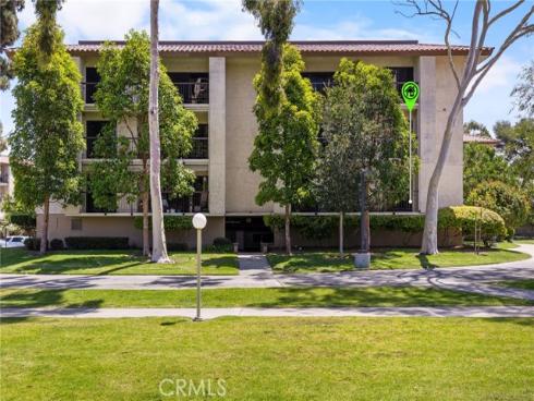 13650  Del Monte  3A , Seal Beach, CA