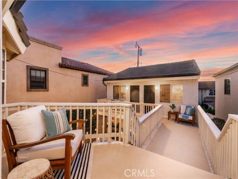 205  4th street  , Seal Beach, CA