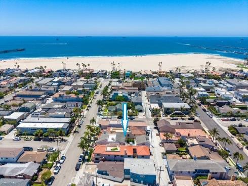 205  4th street  , Seal Beach, CA