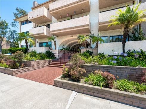 12300  Montecito  27 , Seal Beach, CA