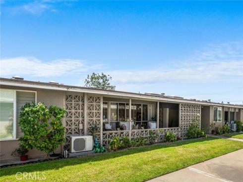 1381 Mayfield 141K M6 Road, Seal Beach, CA