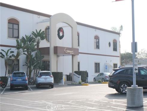 1381 Mayfield 141K M6 Road, Seal Beach, CA