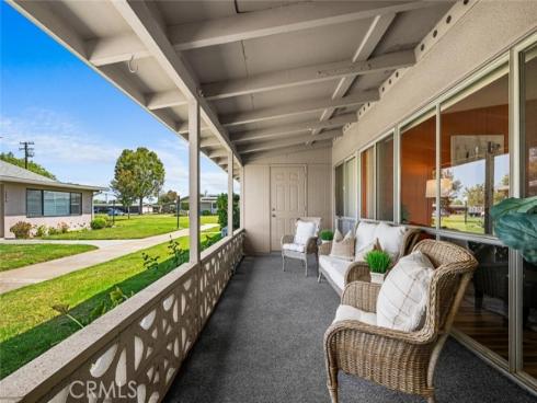 1381 Mayfield 141K M6 Road, Seal Beach, CA