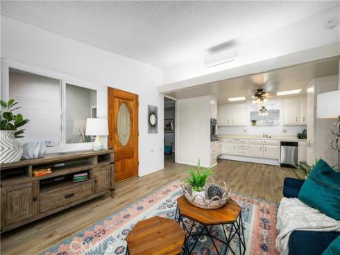 1075 Brookline 220H RoadM-9, Seal Beach, CA