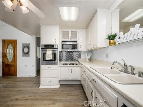 1075 Brookline 220H RoadM-9, Seal Beach, CA