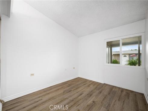 1075 Brookline 220H RoadM-9, Seal Beach, CA