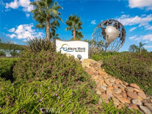 1075 Brookline 220H RoadM-9, Seal Beach, CA