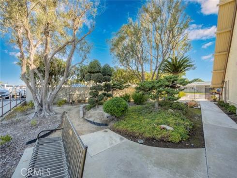 1075 Brookline 220H RoadM-9, Seal Beach, CA