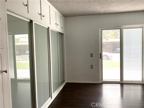 1920 Mckinney Way, M15-17c , Seal Beach, CA