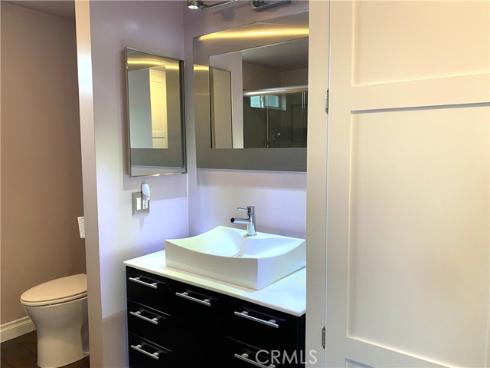 1920 Mckinney Way, M15-17c , Seal Beach, CA