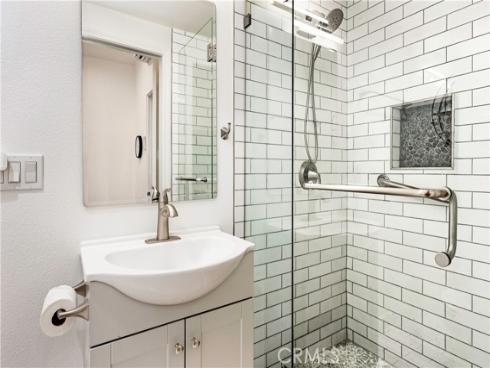 1800 Sunningdale 18b , Seal Beach, CA