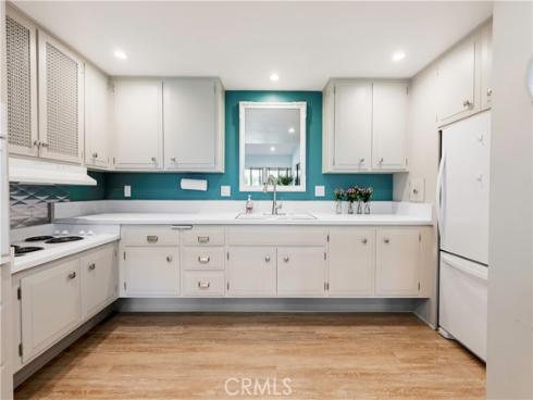 1800 Sunningdale 18b , Seal Beach, CA