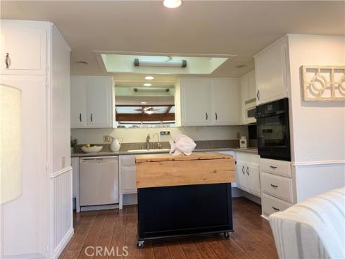 1761 Sunningdale Rd., M14-50g , Seal Beach, CA