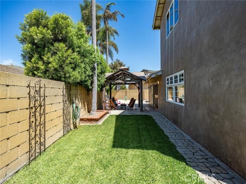 3541 Goldenrod , Seal Beach, CA