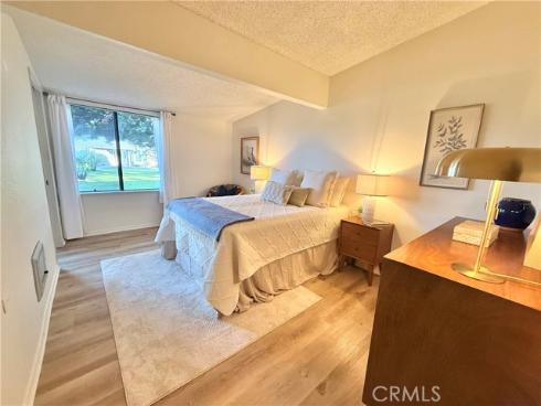 13431 Danbury 134C Lane, Seal Beach, CA