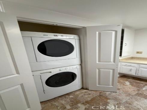 1571  Golden Rain  118-H  Road, Seal Beach, CA