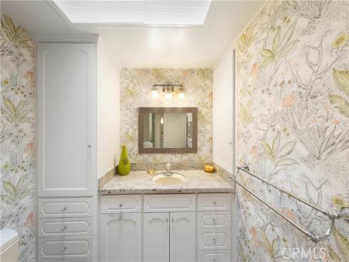 1701 Tam O'shanter 11K Drive, Seal Beach, CA