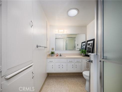 13080 Oak Hills 232D DriveM-9, Seal Beach, CA