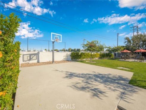 13080 Oak Hills 232D DriveM-9, Seal Beach, CA