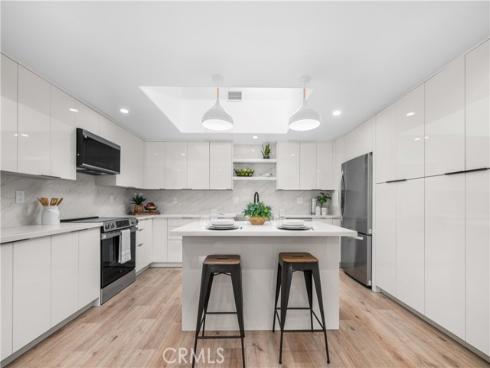 1080 Brookline 213B RoadM-9, Seal Beach, CA