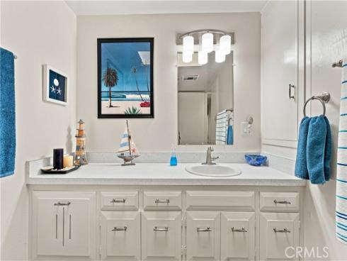 1261  Knollwood Road M4-45i  , Seal Beach, CA