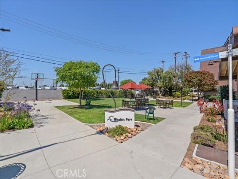 1261  Knollwood Road M4-45i  , Seal Beach, CA