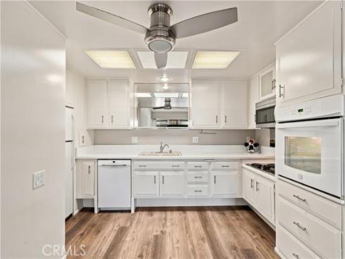 1261  Knollwood Road M4-45i  , Seal Beach, CA