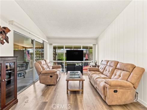 1261  Knollwood Road M4-45i  , Seal Beach, CA