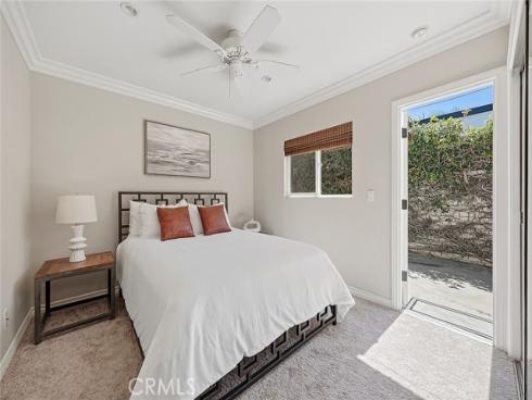 1737 Catalina , Seal Beach, CA