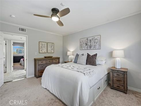 1737 Catalina , Seal Beach, CA