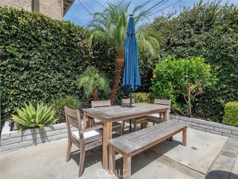 1737 Catalina , Seal Beach, CA