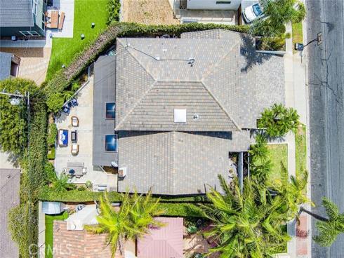 1737 Catalina , Seal Beach, CA