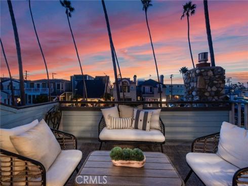126 8th , Seal Beach, CA