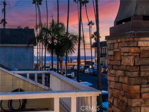126 8th , Seal Beach, CA