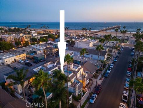 126  8th  , Seal Beach, CA