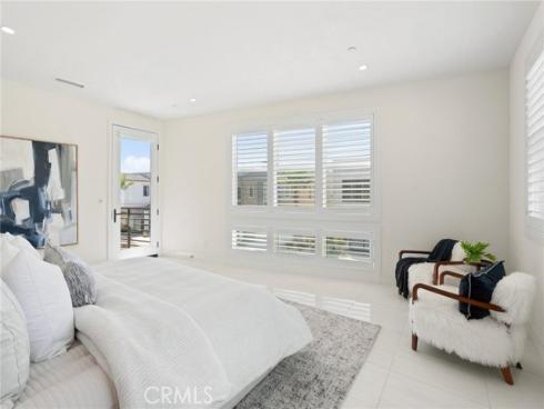 208 Ocean Place , Seal Beach, CA