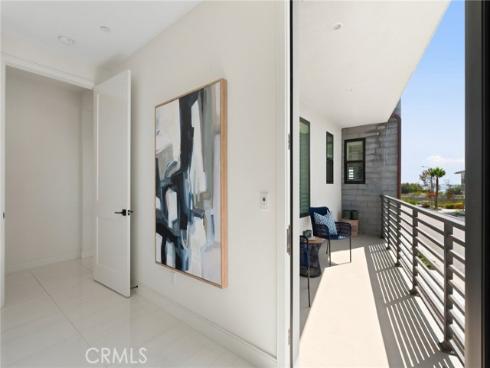 208 Ocean Place , Seal Beach, CA