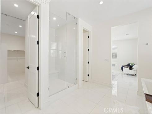 208 Ocean Place , Seal Beach, CA