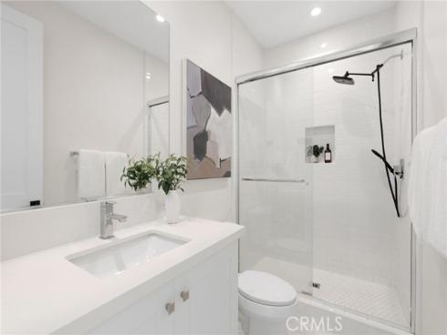 208 Ocean Place , Seal Beach, CA