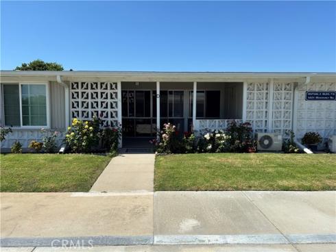 1621 Monterey M2-19D Road, Seal Beach, CA