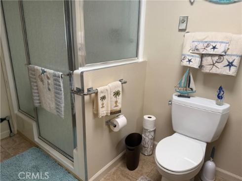 1641 Monterey Rd M2-18a , Seal Beach, CA