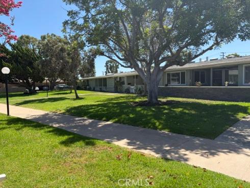 1241 Knollwood 46-D Road, Seal Beach, CA