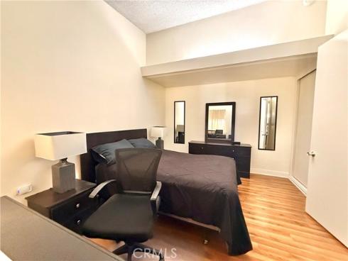 13081 Oak Hills 223J Drive, Seal Beach, CA