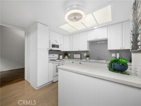 13170 Southport 168B LaneM-7, Seal Beach, CA
