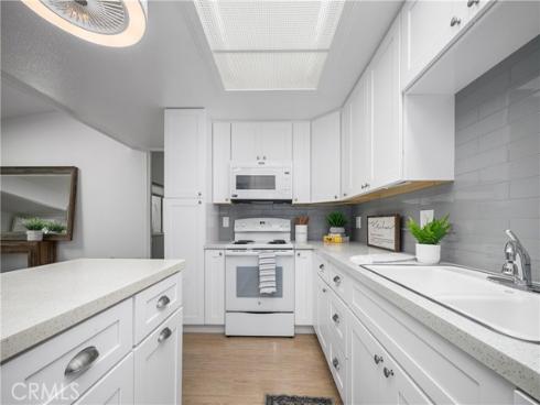 13170 Southport 168B LaneM-7, Seal Beach, CA