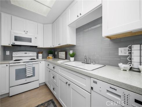 13170 Southport 168B LaneM-7, Seal Beach, CA