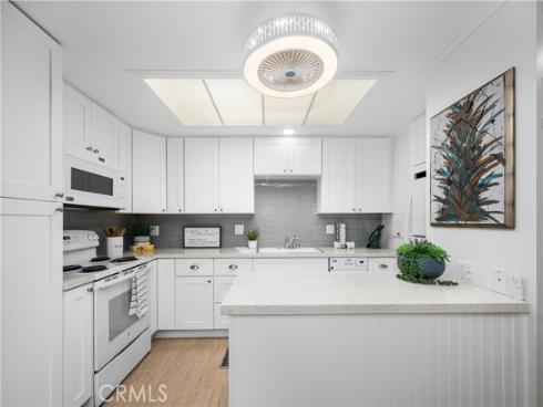 13170 Southport 168B LaneM-7, Seal Beach, CA