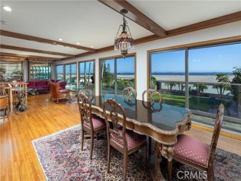 404 Ocean , Seal Beach, CA