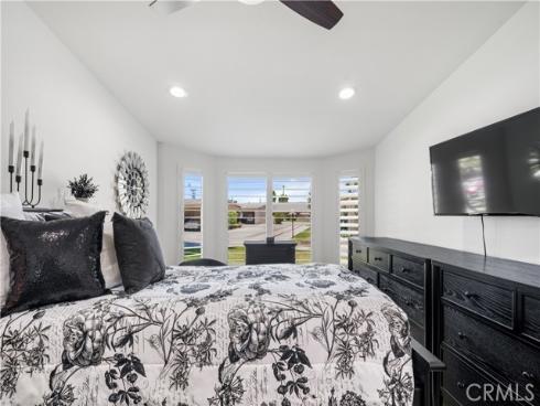 1340 Kenwood Road M7-156h , Seal Beach, CA