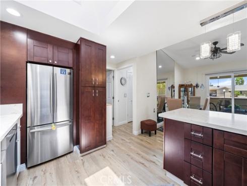1340 Kenwood Road M7-156h , Seal Beach, CA